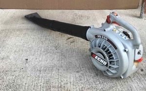 lot 326 image: Echo Blower PB-200