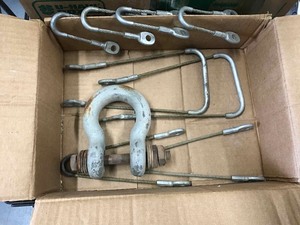 lot 444 image: D-Rings, cable rings