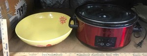 lot 401 image: Ceramic yellow large bowl and a Slow Cooker