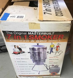 lot 396 image: Masterbuilt 7 in 1 Smoker Cooker BBQ Grill