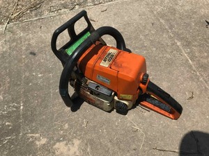 lot 15 image: Stihl 025 Chain Saw, missing bar, unknown condition
