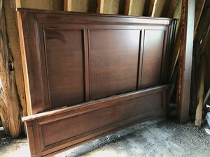lot 76 image: King Size Wooden Headboard & Footboard with rails