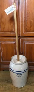 lot 164 image: Marshall Pottery #4 Churn