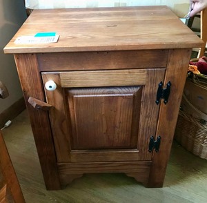 lot 208 image: Country pine cabinet