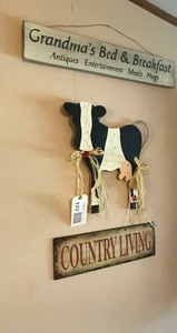 lot 177 image: Grandmas bed & breakfast sign, wood decorative cow, country living tin sign