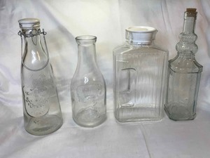 lot 282 image: Cold Drink Bottles