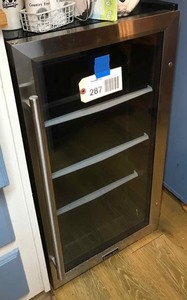 lot 287 image: Small Magic Chef Cooler Model HVBC31ST (Stainless & Black)