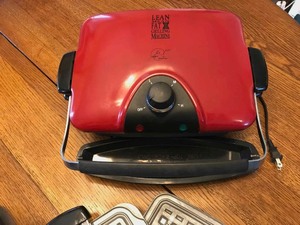 lot 291 image: Lean mean fat grilling machine