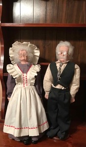 lot 365 image: Senior citizen couple dolls