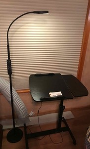 lot 368 image: Portable Rolling Lap-Top Desk & a black floor lamp