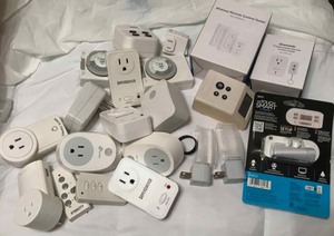lot 374 image: Timers & outlets