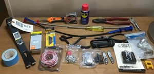lot 329 image: Assorted handtools