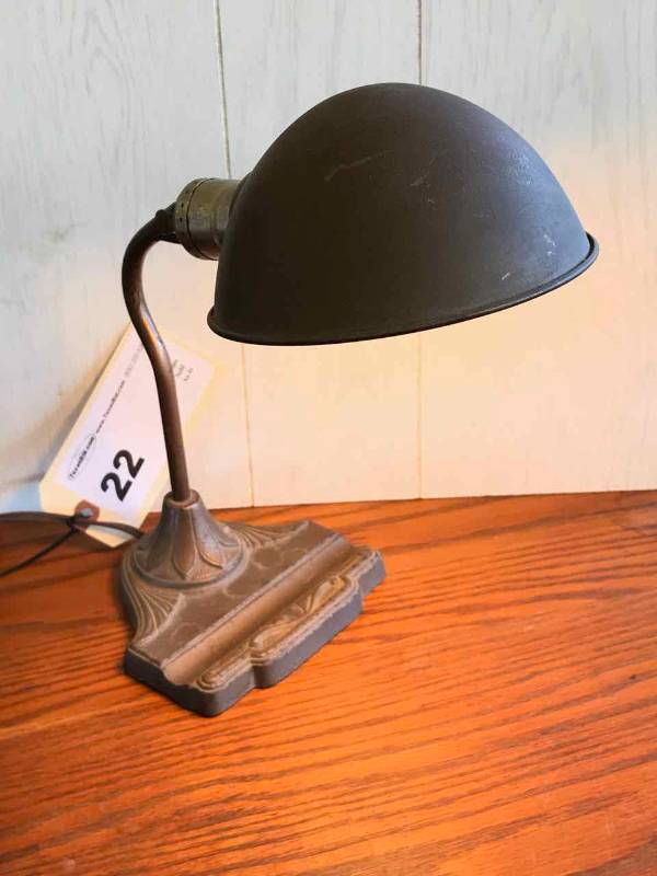 lot 22 image: Vintage Desk Lamp, Art Metal Guild Bklyn, NY