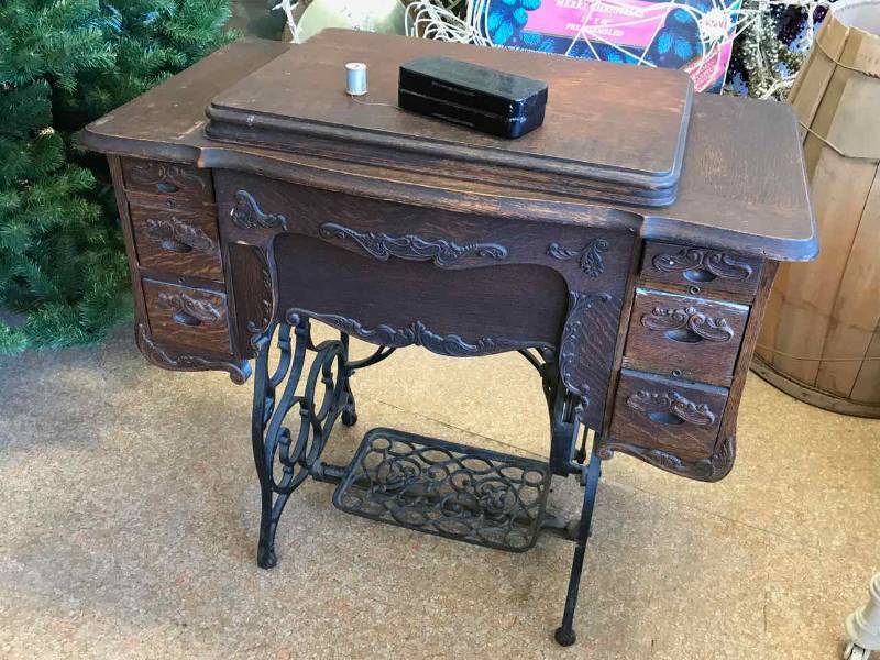 Antique Minnesota Treadle Sewing Machine, attachments Bergmann