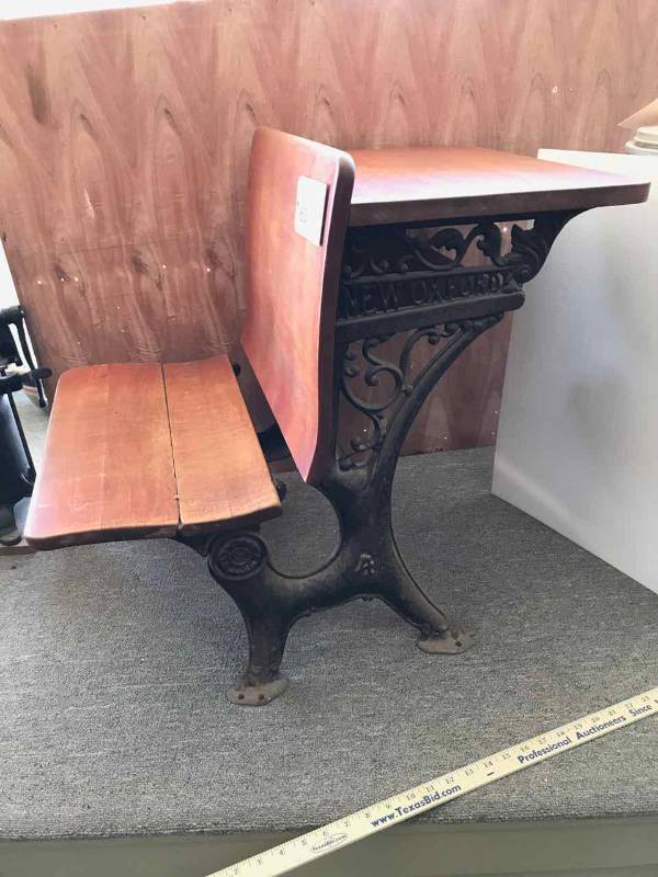 lot 63 image: Antique New Oxford School Desk