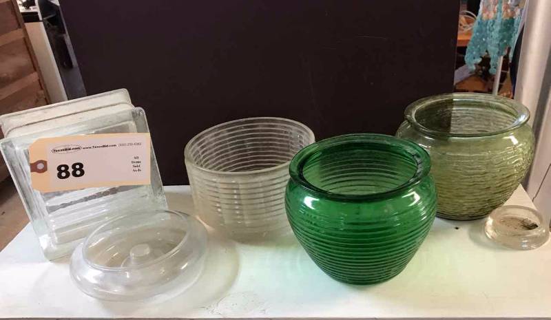 lot 88 image: Vintage Planters, Glass Brick