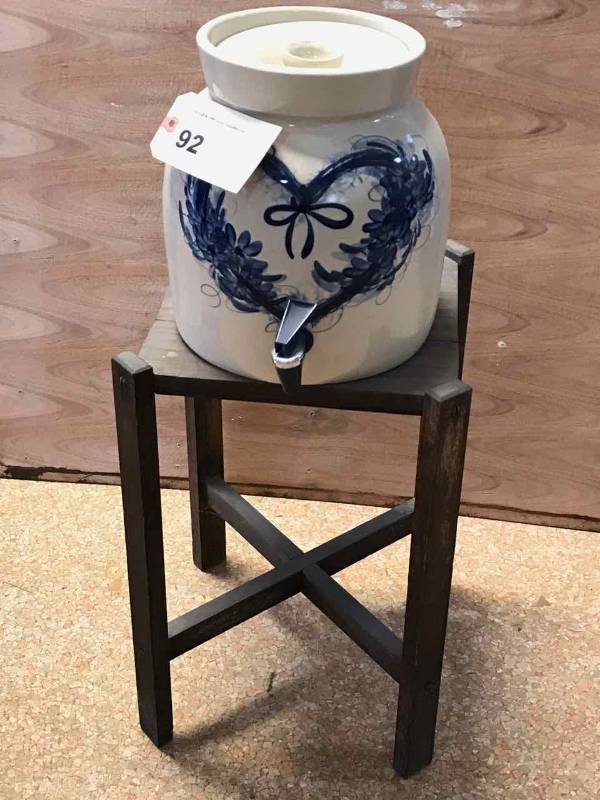 lot 92 image: Stoneware Drink Dispenser & a Stand