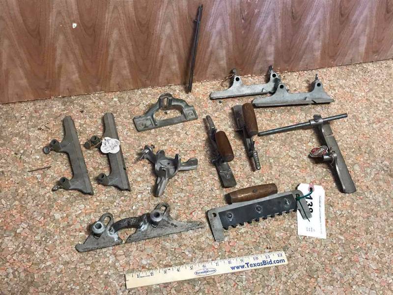 lot 138 image: Stanley Molding Planer