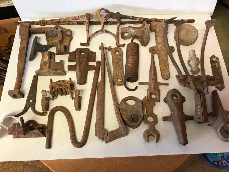 lot 147 image: Antique Hardware Implement PartsPieces