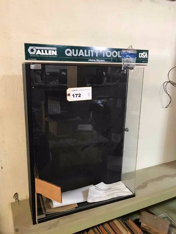 lot 172 image: Allen Tools Plexi Display with Keys