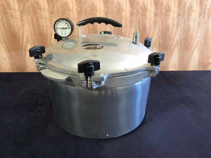 lot 247 image: Pressure Cooker, All-American