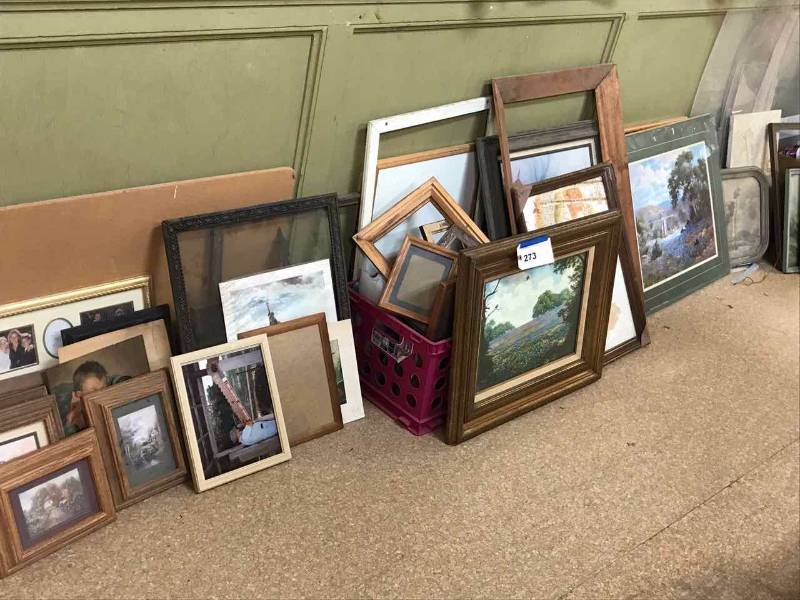 lot 273 image: Assortment of Frames, Pictures, Plexi-Glass, Photo Frames