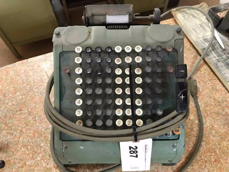 lot 287 image: Vintage Green Adding Machine