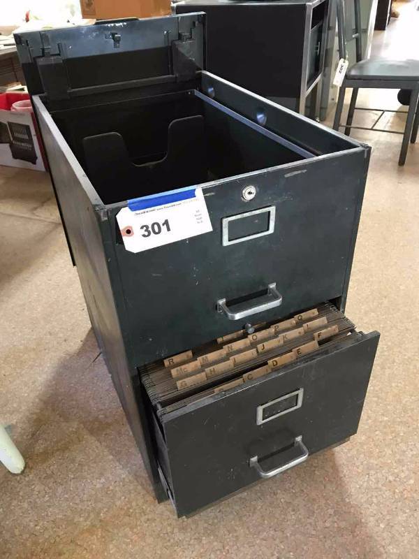 lot 301 image: Vintage Dark Green File Cabinet