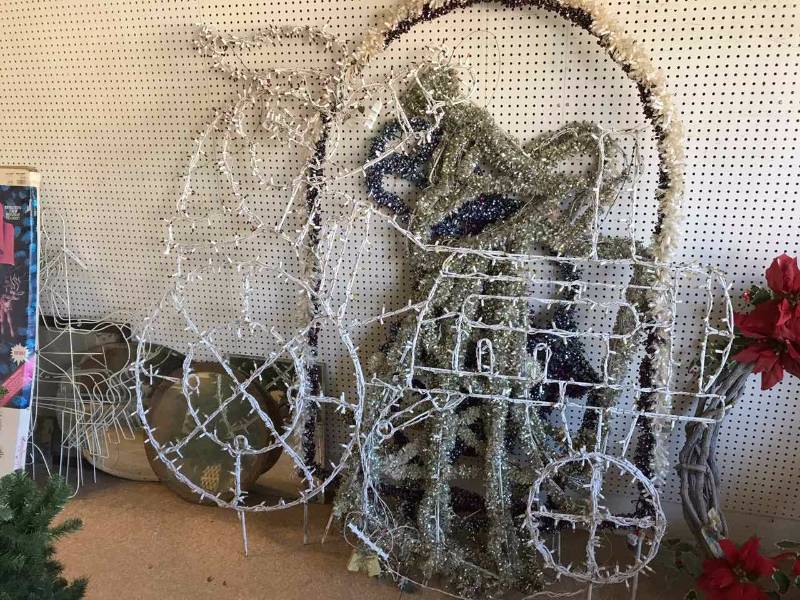 lot 342 image: Christmas  Yard Wire Sculptures  Santa on Tractor, Deer, Angels, Etc.