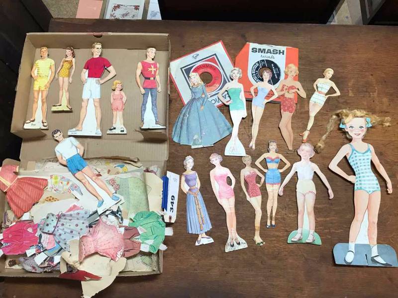lot 349 image: Paper Dolls
