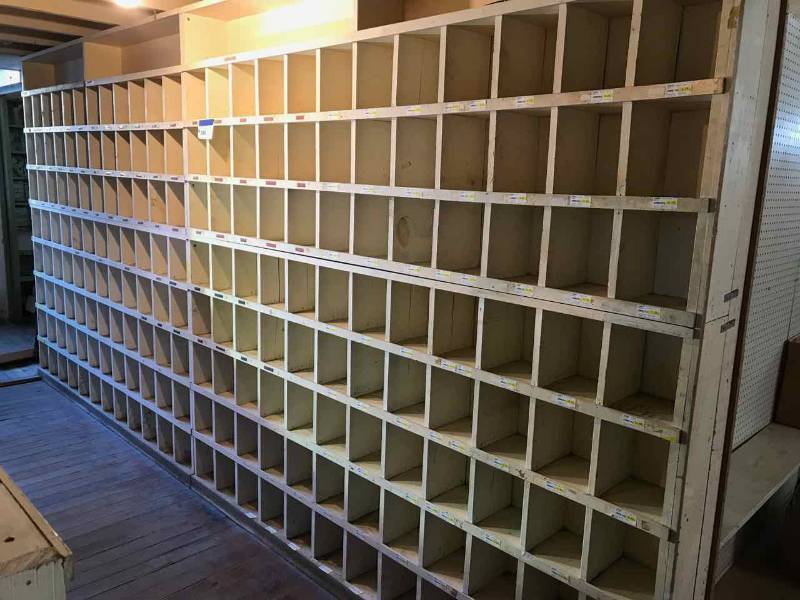 lot 368 image: Hardware Bin Cubbies (4 Pieces)