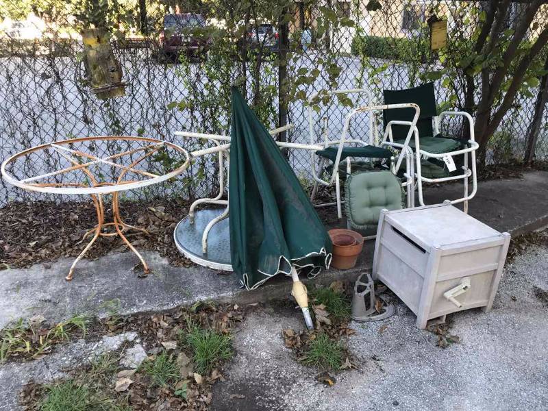 lot 376 image: Patio Furniture  2 Tables, 4 Chairs, Umbrella, Hose Reel Box