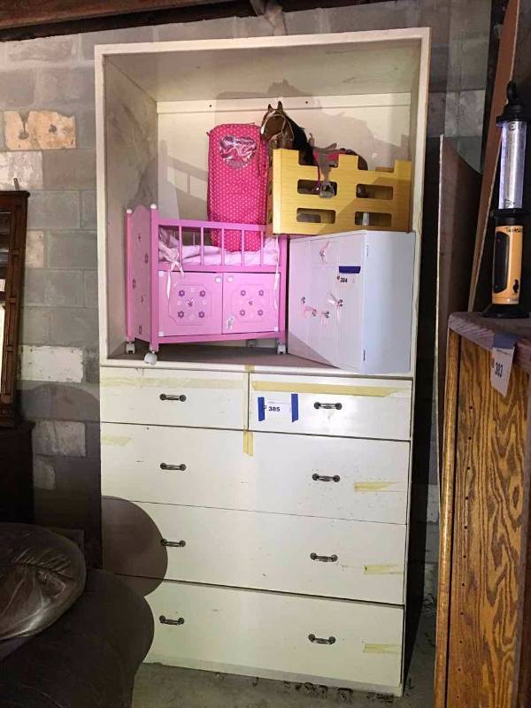 lot 385 image: Big Cabinet, painted wood