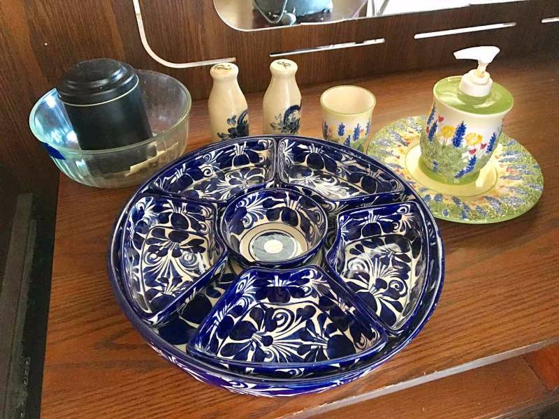 lot 401 image: Ceramic Bathroom-Counter Set, Blue & White Relish Dish, Bowl, Etc.