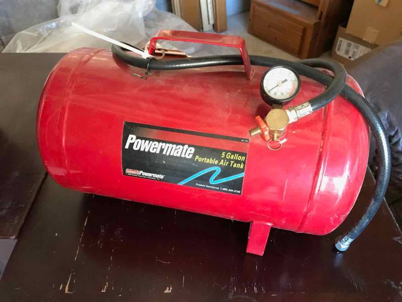 lot 404 image: Powermate Portable Air Tank