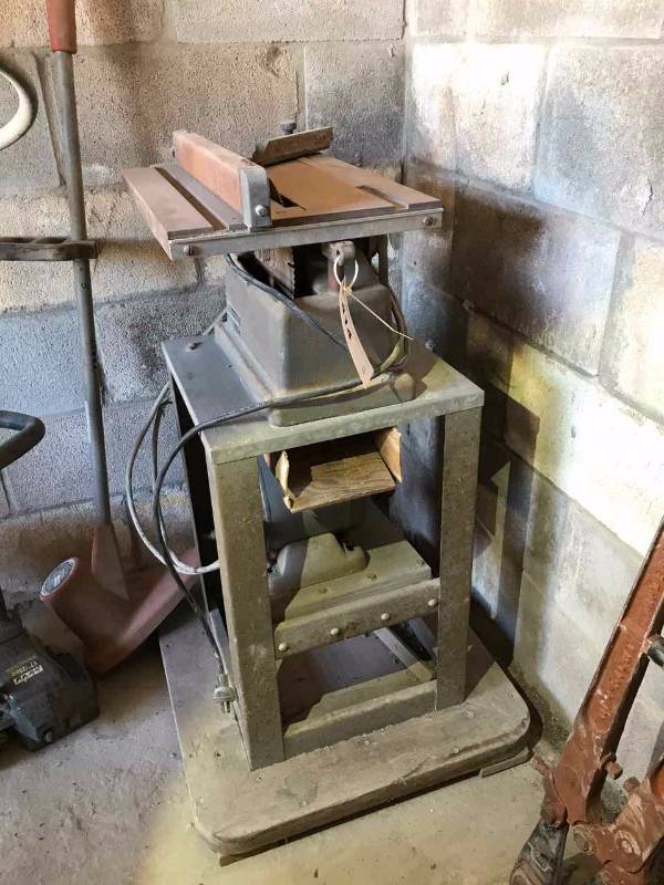 lot 414 image: Vintage Table Saw