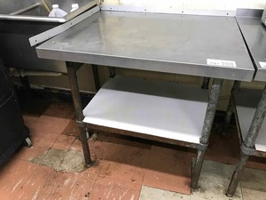 lot 292 image: Stainless Steel Work Table with galvanized undershelf