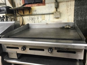 lot 98 image: Imperial Griddle, propane, counter top