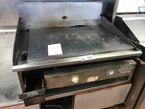lot 94 image: Non-working Griddle, counter top, Keating, dual element