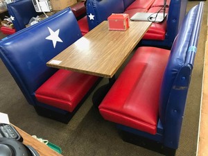 lot 105 image: Flagstop Booth (single) with table 24x42)