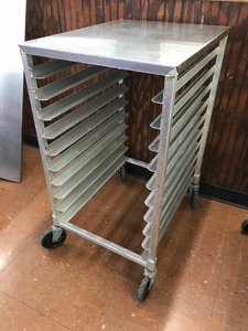 lot 112 image: Bakers Rack