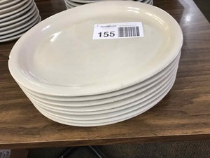 lot 155 image: (8) Stoneware Oval Platters, 13 in X 9.5 in.