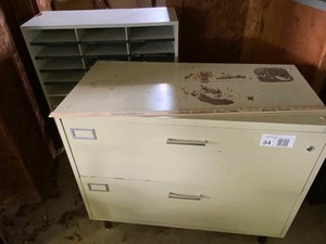 lot 34 image: Lateral File 2-Drawer, Sorting Bins