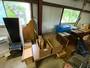 lot 50 image: Asst. Particle Board DesksCabinetsBook Shelf (a big lot)