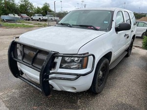 lot 1 image: 2012 Chevrolet Tahoe (1GNLC2E06CR205323)(Odometer 162,205) NO CATALYTIC CONVERTER
