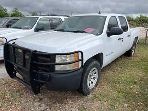lot 6 image: 2007 Chevrolet Silverado (2GCEC13C671505306) NO CATALYTIC CONVERTER