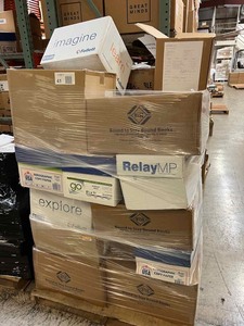 lot 41 image: Pallet Library Books (deleted, elementary)