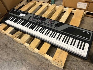 lot 48 image: Kurzwell PC1X Performance Controller (no power cord)