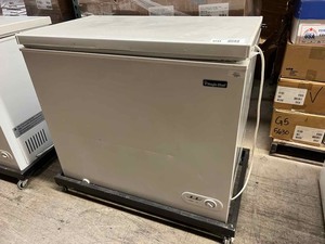 lot 60 image: Magic Cheft Chest Freezer