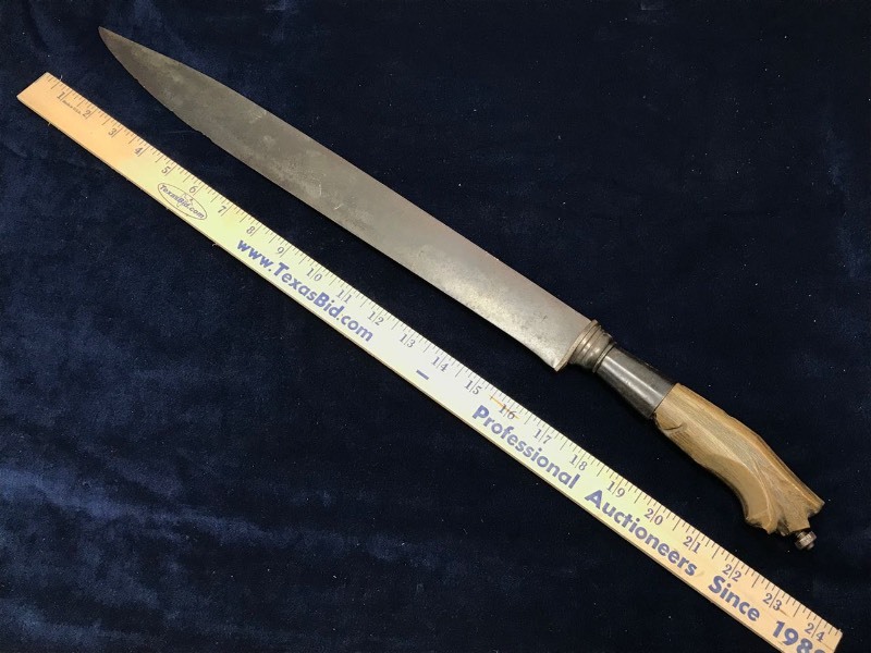 lot 167 image: Knife  Filipino Headhunting Sword Itak, Original, Loose Handle